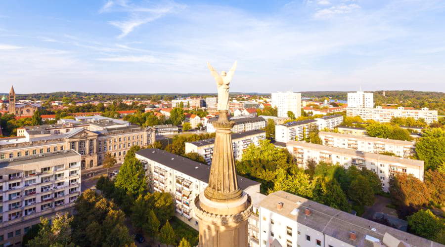 I nostri servizi di noleggio auto offrono una vasta selezione di veicoli a Potsdam.